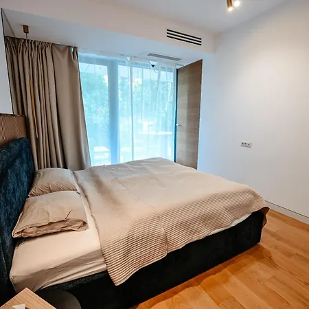 Apartament Nou și Modern în Olimp, Ideal Pentru Familii Cu Copii